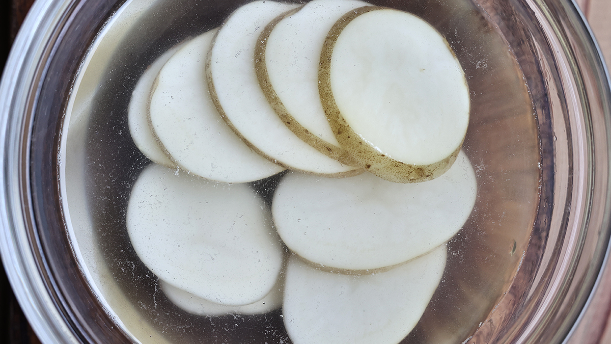 用平底鍋做法式前菜馬林薯canape